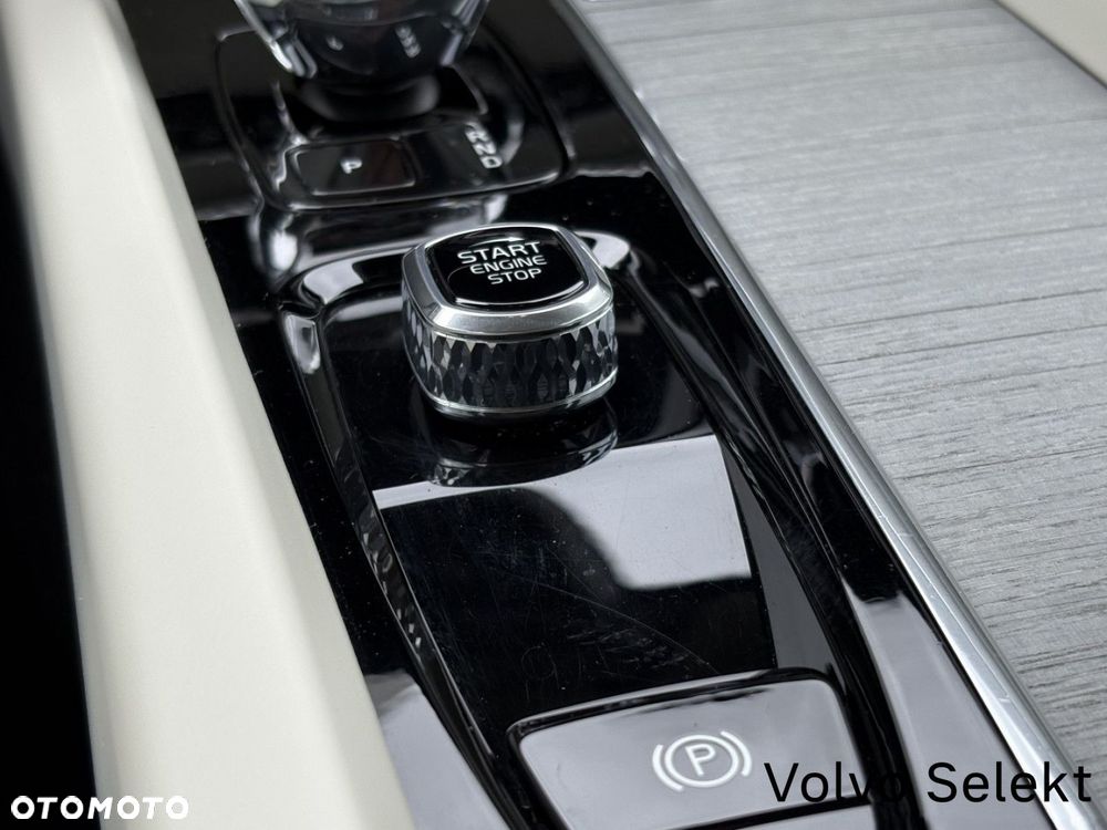 Volvo XC 60 - 21