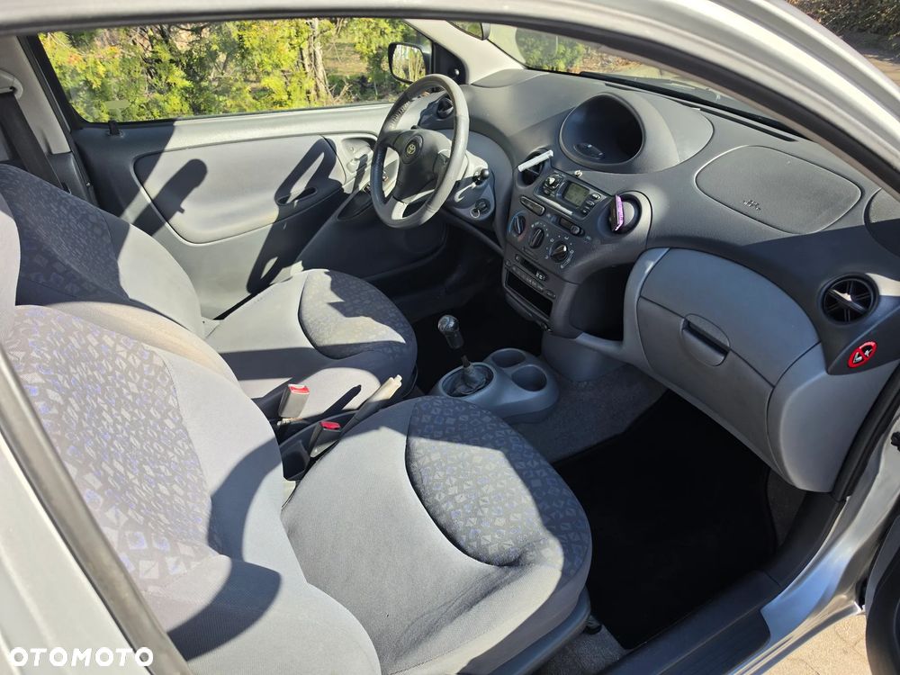 Toyota Yaris 1.3 Luna Hit - 5