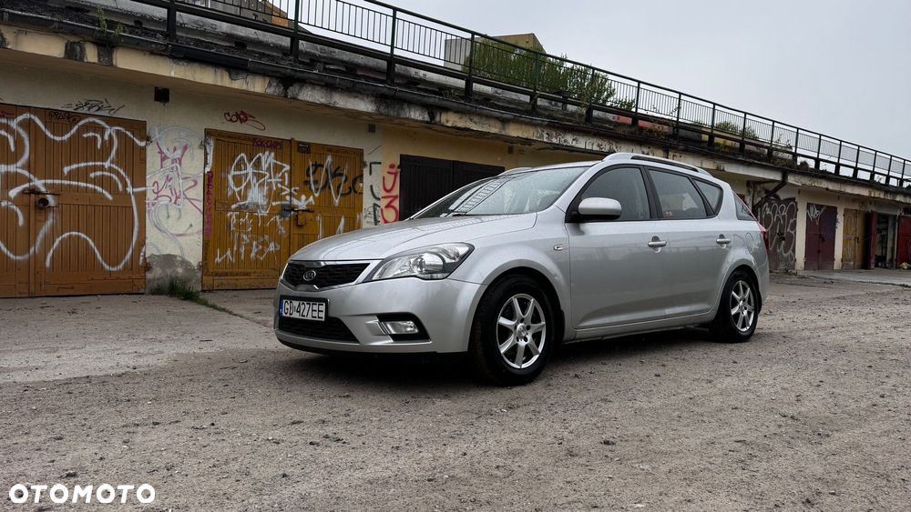 Kia Ceed 1.6 Comfort - 1