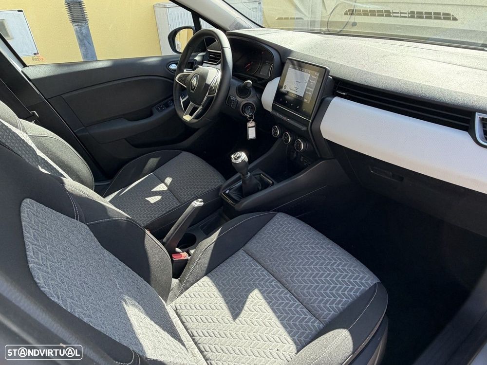 Renault Clio 1.0 TCe Evolution Bi-Fuel - 29