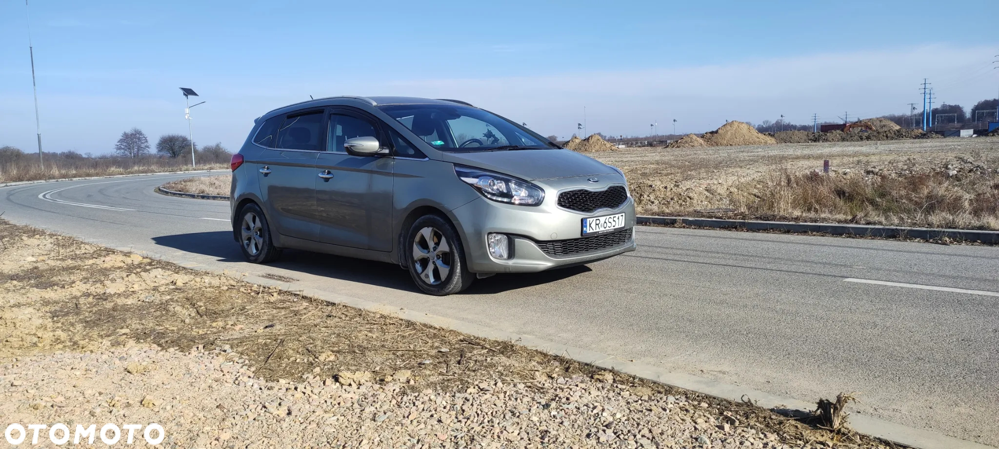 Kia Carens 1.6 GDI L 7os EU6 - 8
