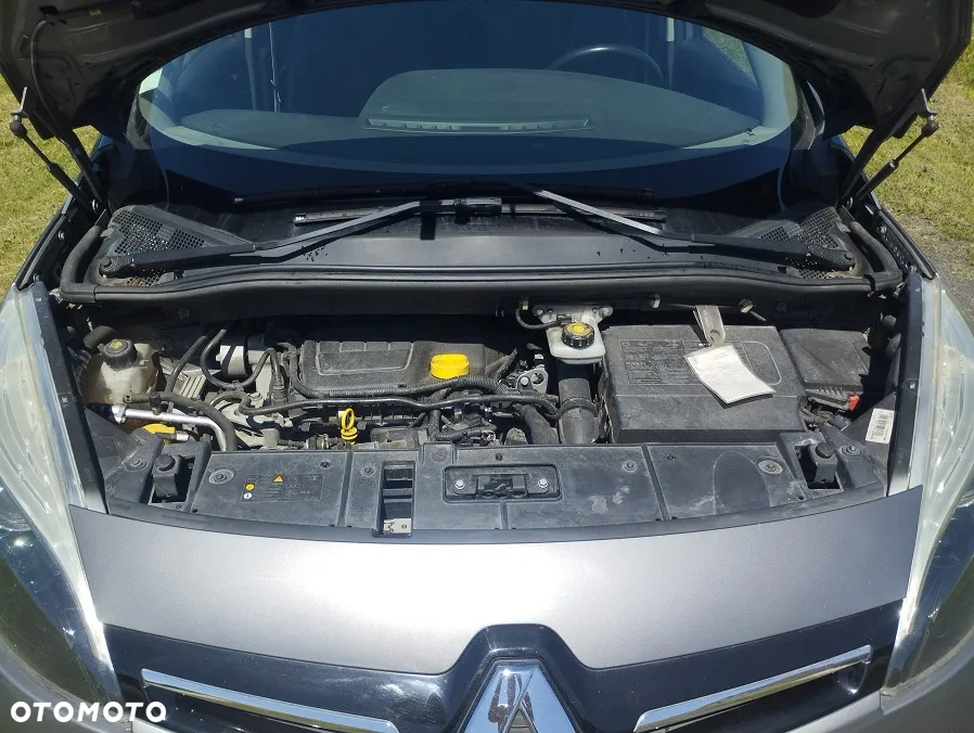 Renault Scenic 1.6 dCi Bose - 9