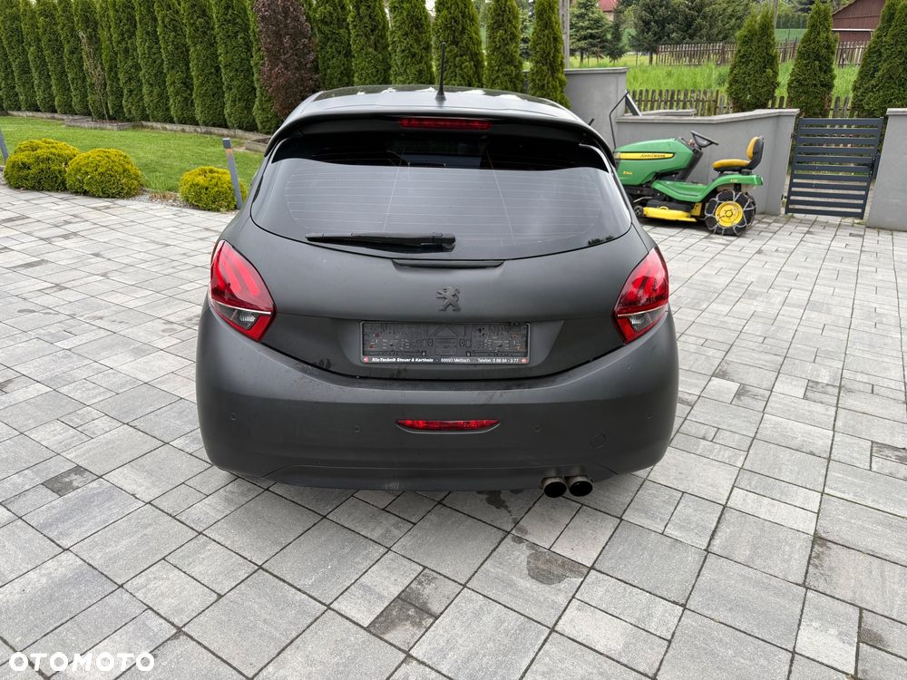 Peugeot 208 PureTech 82 Winter Edition - 10