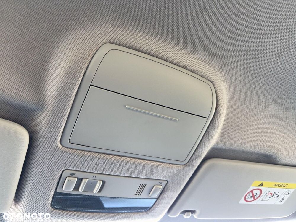 Skoda RAPID 1.0 TSI Ambition - 17