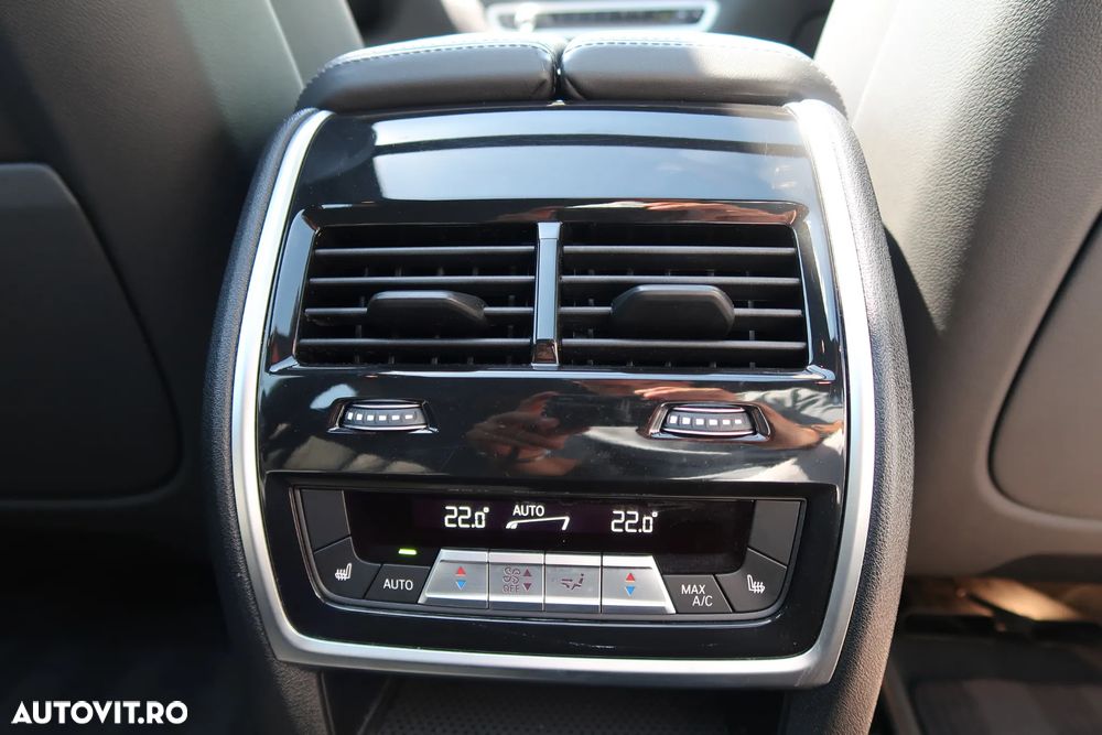 BMW X5 xDrive40d - 27