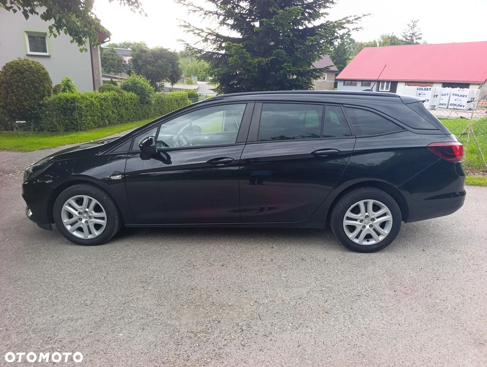 Opel Astra - 2