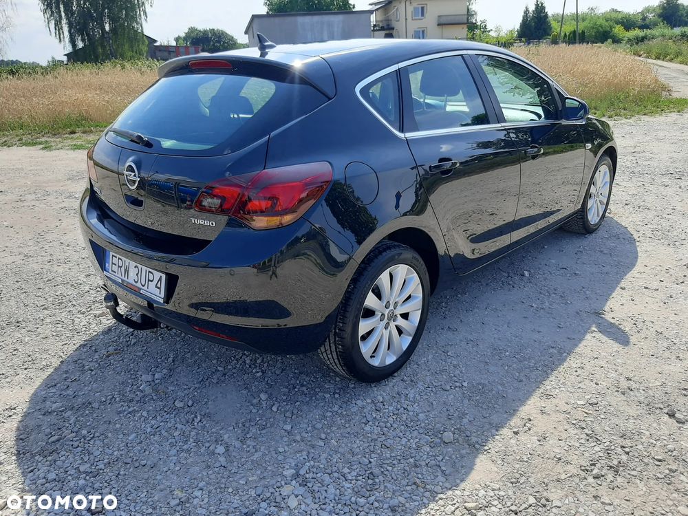 Opel Astra 1.4 T Cosmo - 3