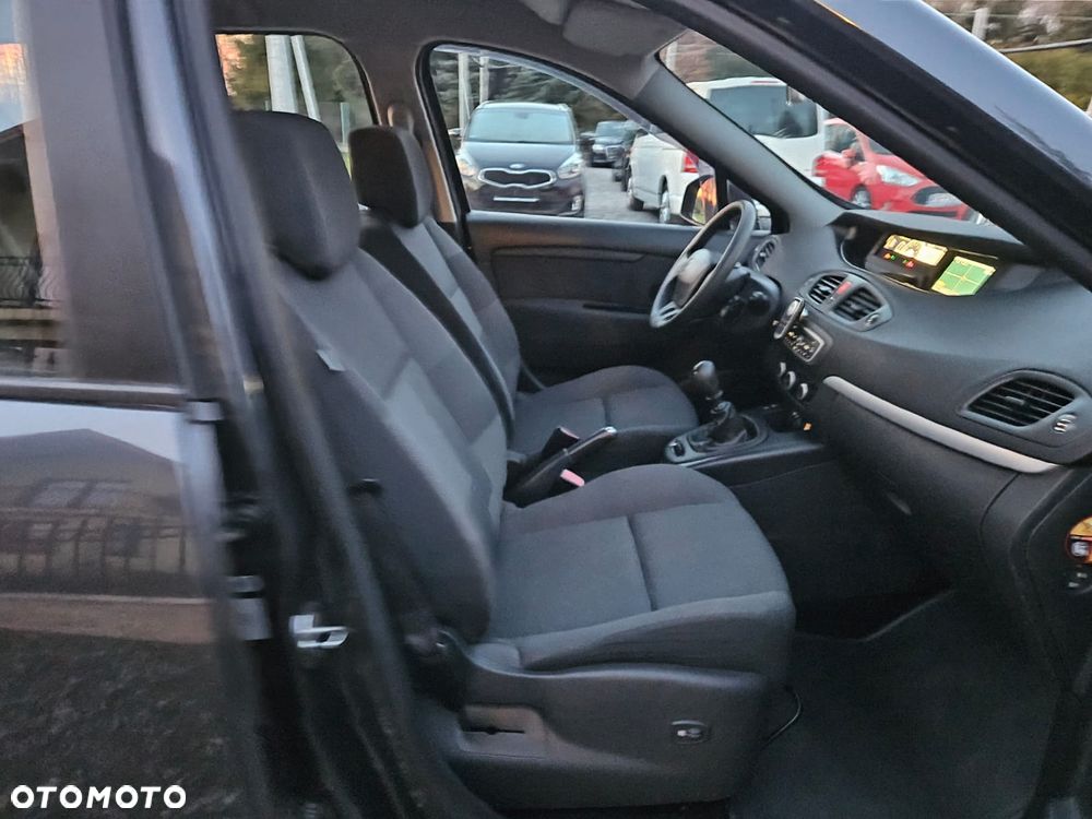 Renault Scenic 1.6 16V Confort Expression - 30