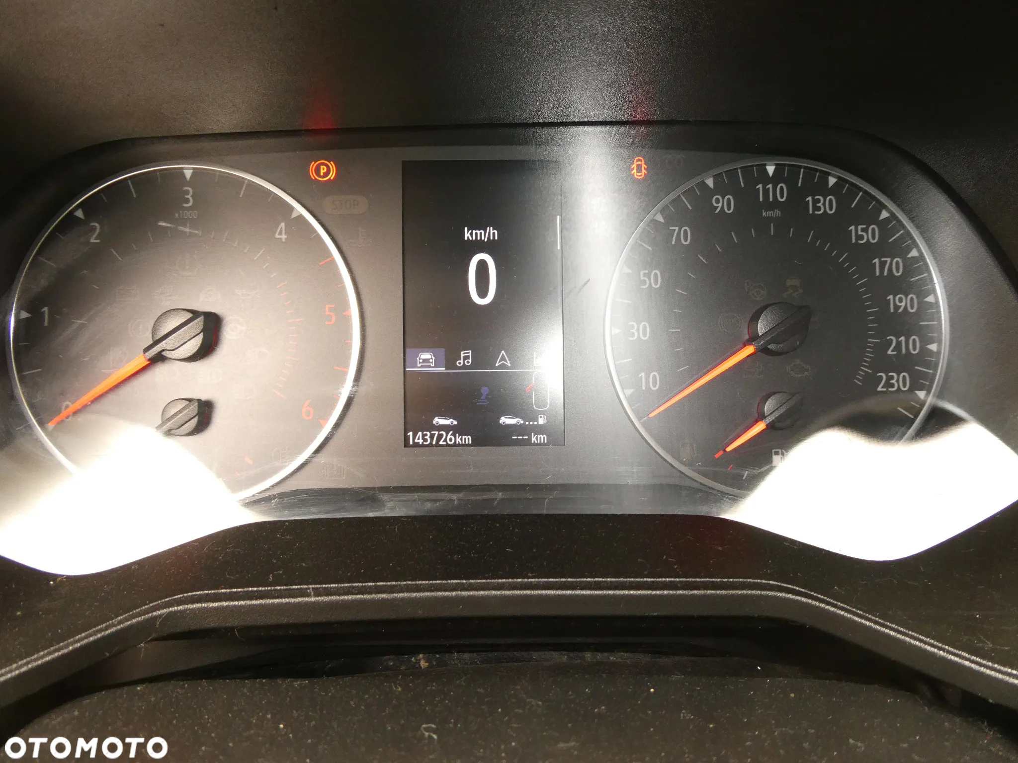 Renault Clio BLUE dCi 85 EXPERIENCE - 2