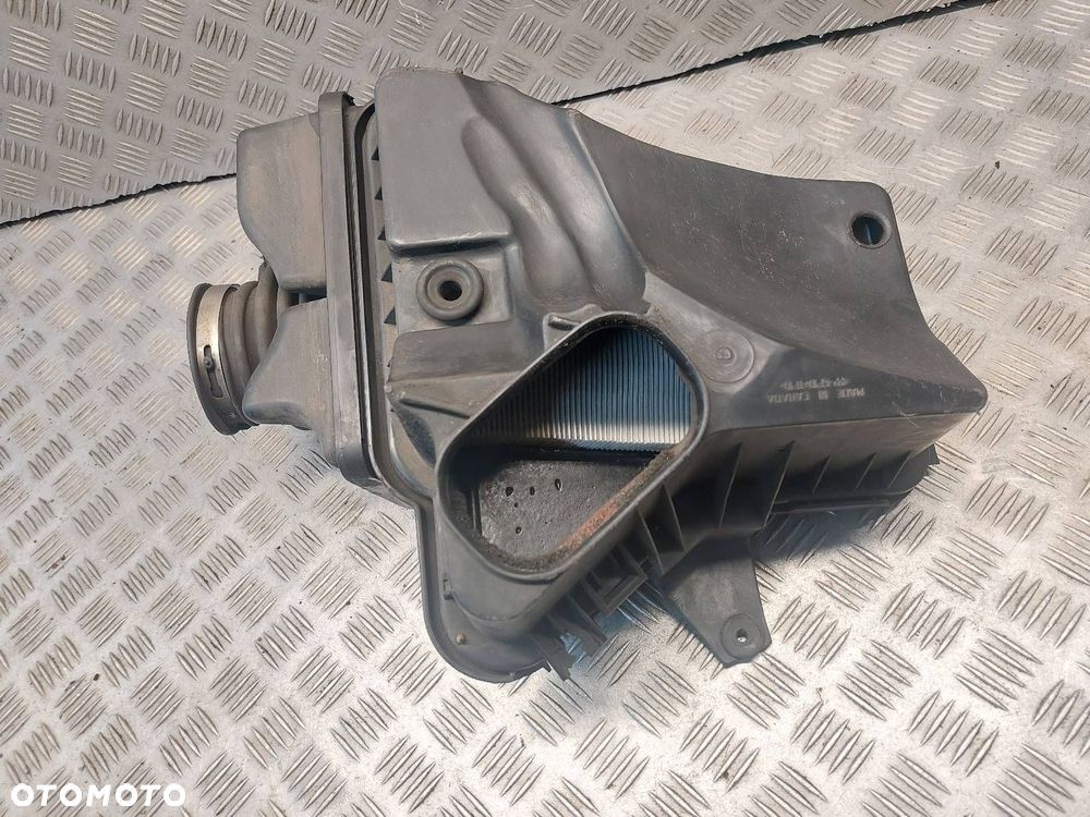 OBUDOWA FILTRA POWIETRZA CHRYSLER  PACIFICA I 3.5 V6 - 3