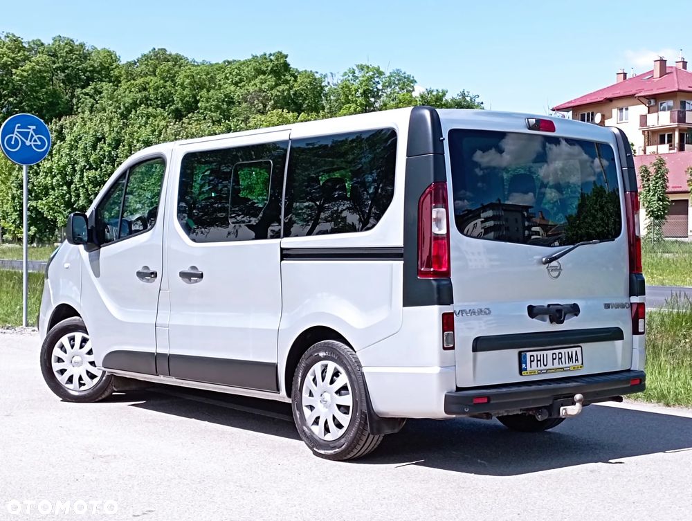 Opel Vivaro - 19