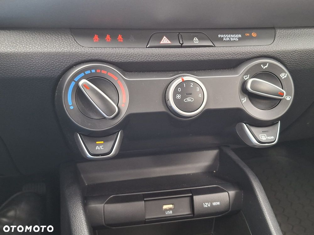 Kia Stonic 1.2 M - 29