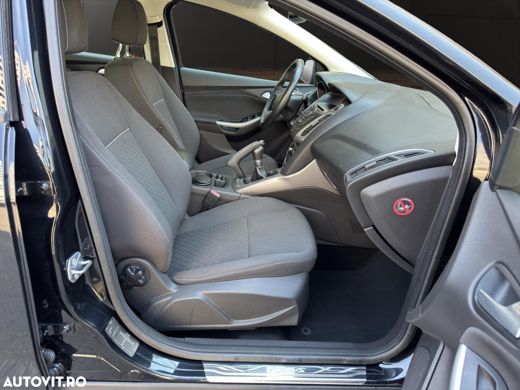 Ford Focus 1.0 EcoBoost Start-Stopp-System TREND - 10