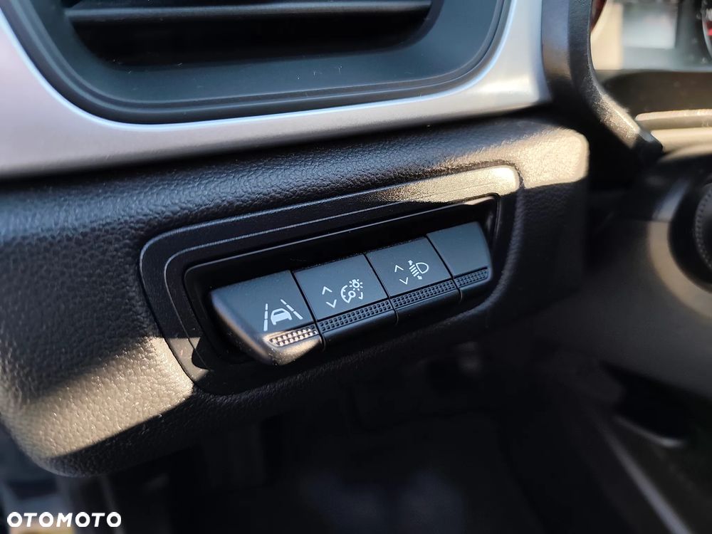 Renault Captur 1.0 TCe Evolution - 21