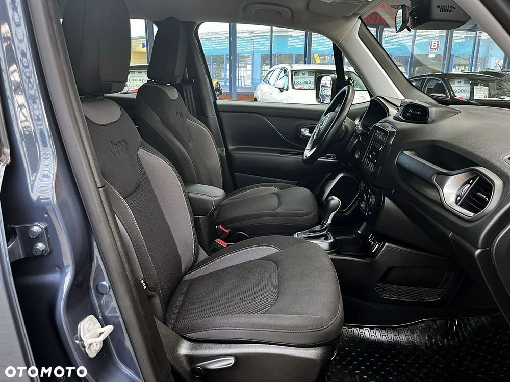 Jeep Renegade - 12