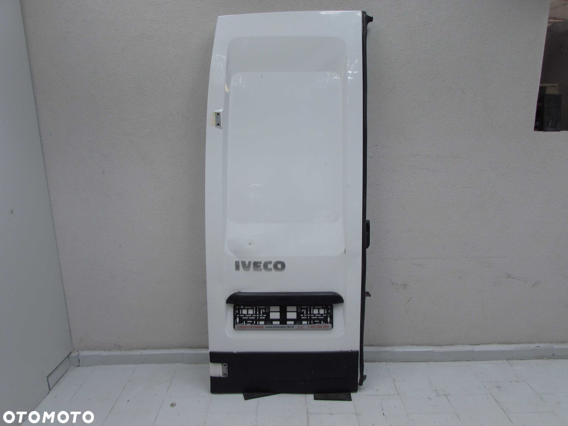 IVECO DAILY IV LIFT 06-14 DRZWI TYL TYLNE LEWE BIALE H2 - 2