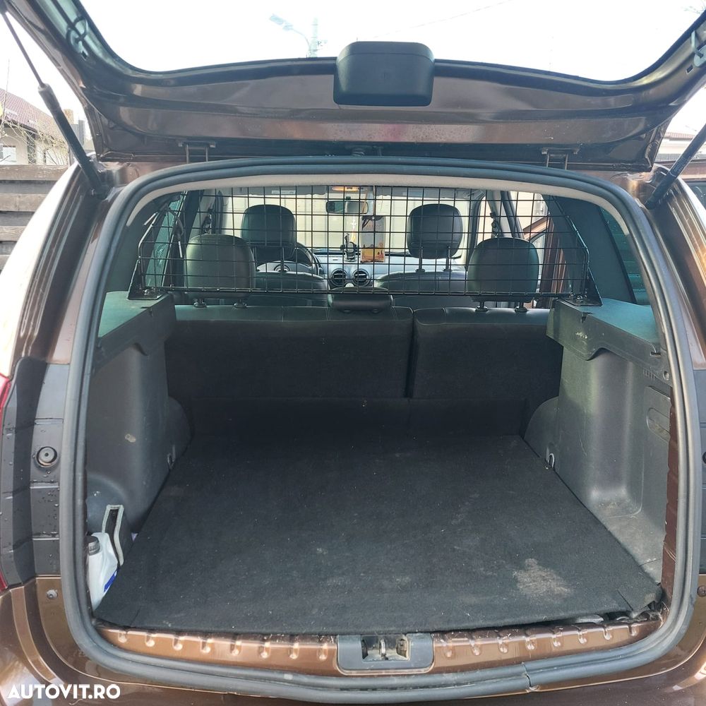 Dacia Duster dCi 110 FAP 4x4 Prestige - 9