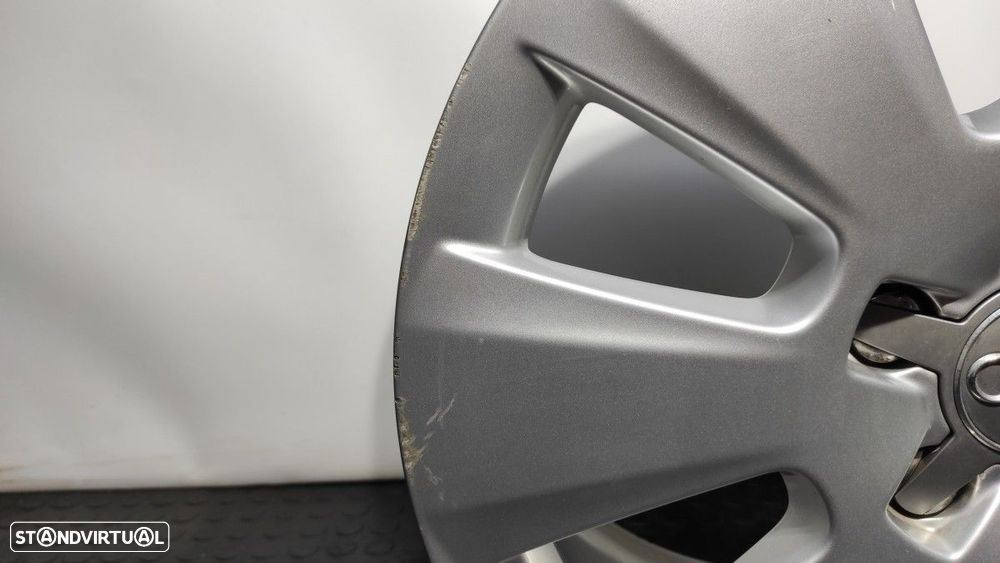 PNEU AUDI A4 BER. (B8) BáSICO - 4