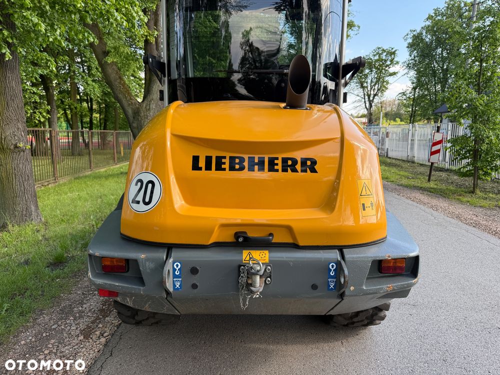 Liebherr Ładowarka kołowa 508 - 4