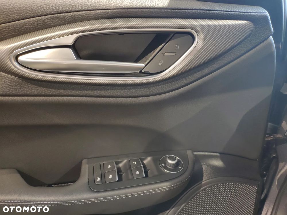 Alfa Romeo Giulia 2.0 Turbo Veloce Q4 - 20