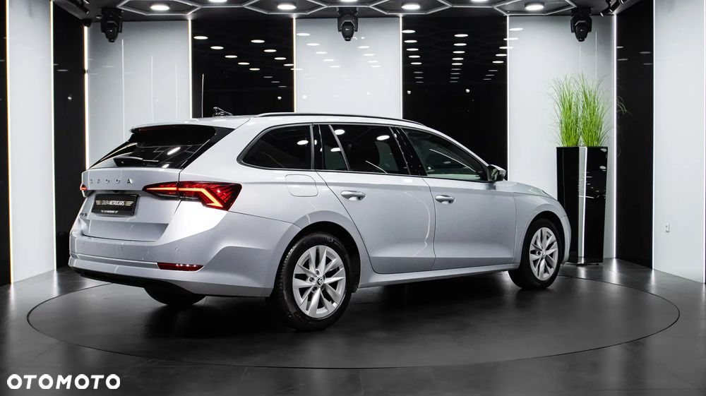 Skoda Octavia 2.0 TDI Ambition DSG - 7