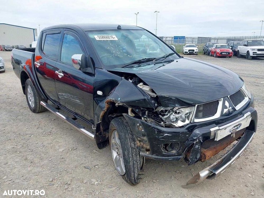 Dezmembrez Mitsubishi L200 2.5 Diesel 2010 - 2