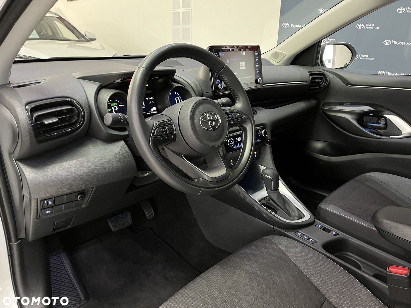 Toyota Yaris - 7