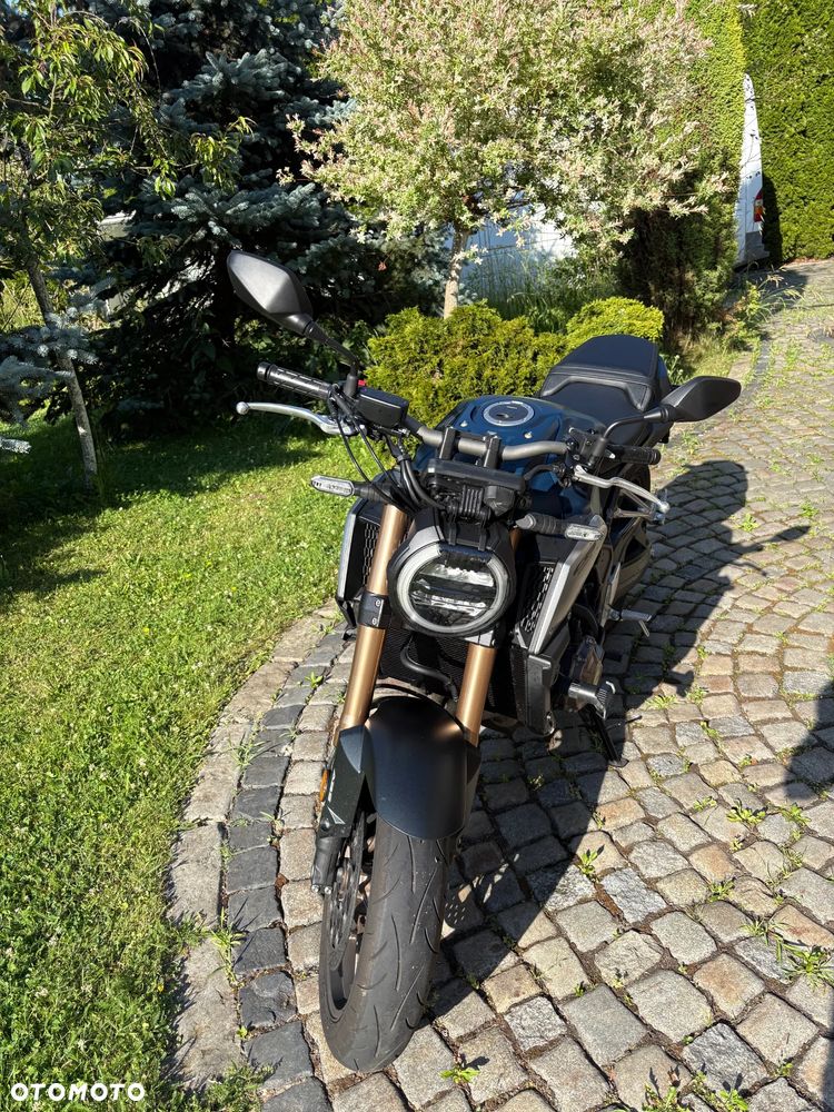 Honda CB - 2