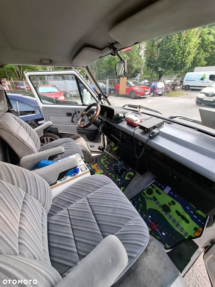 Volkswagen Transporter Multivan TD 253 S92 - 14