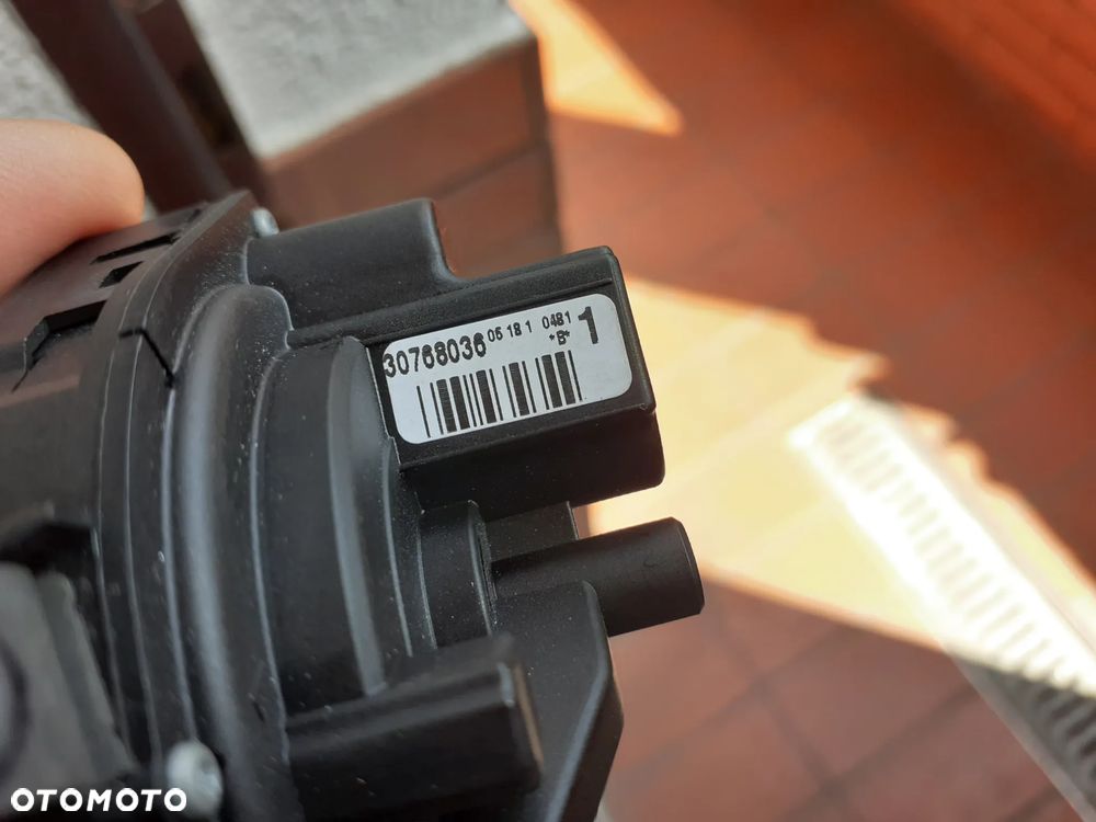 S40 II V50 C30 C70 stacyjka z kluczykiem - 5