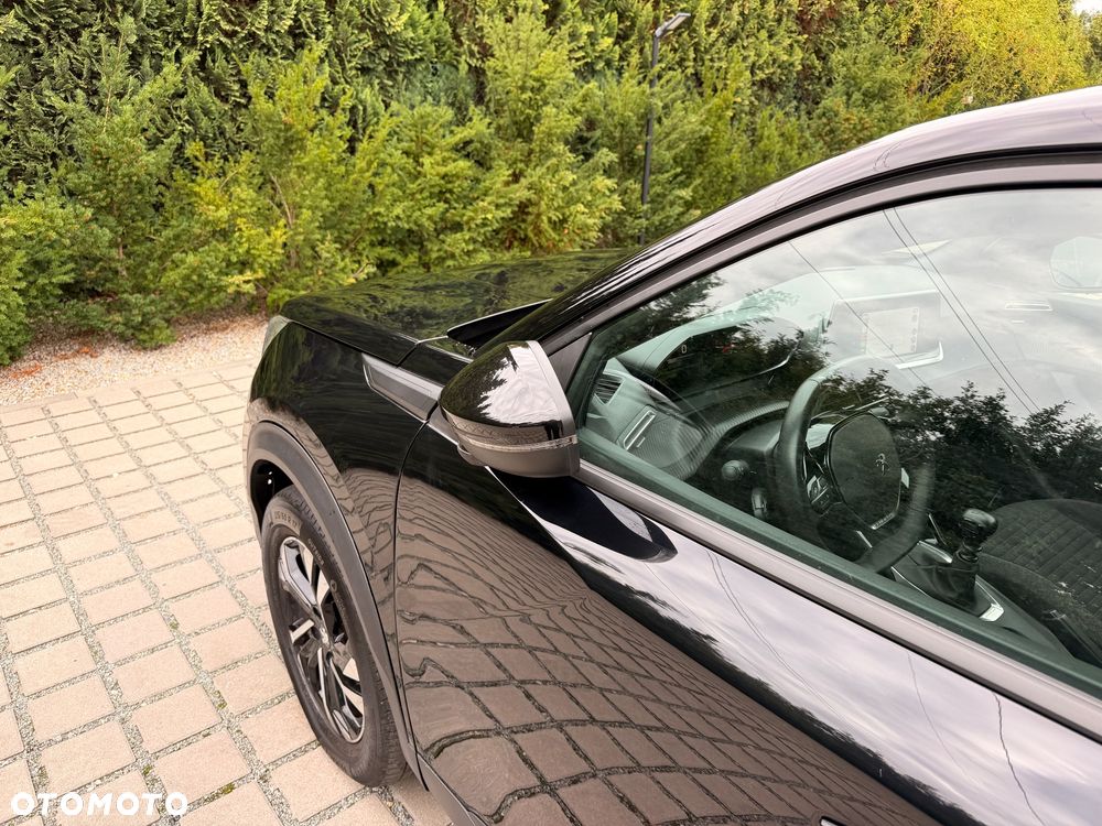 Peugeot 2008 PureTech 100 Style - 17