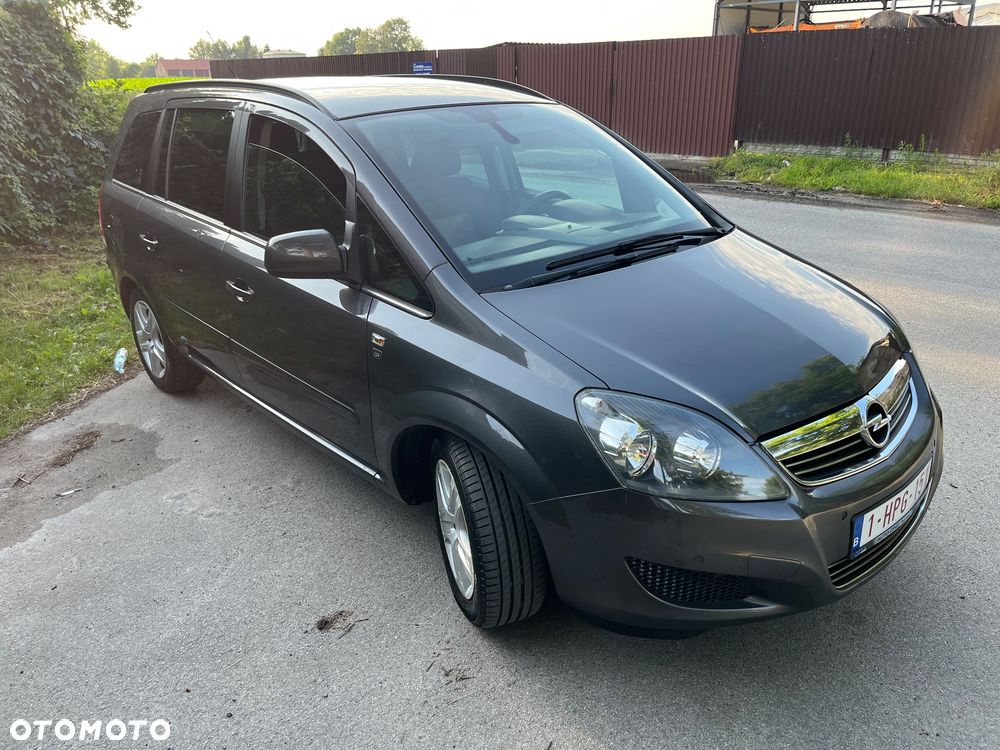 Opel Zafira 1.6 Cosmo - 5
