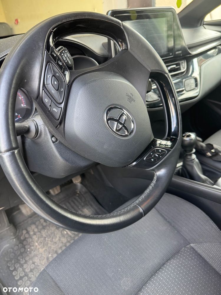 Toyota C-HR 1.2 Turbo - 2