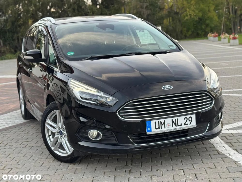 Ford S-Max 2.0 TDCi Titanium PowerShift - 7