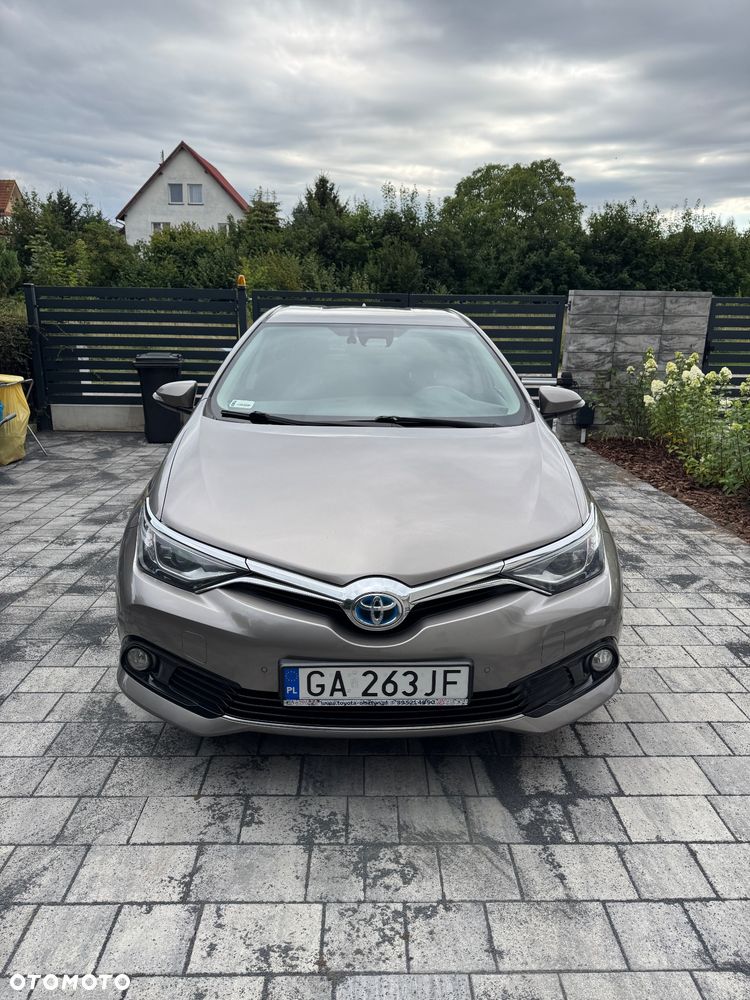Toyota Auris - 10