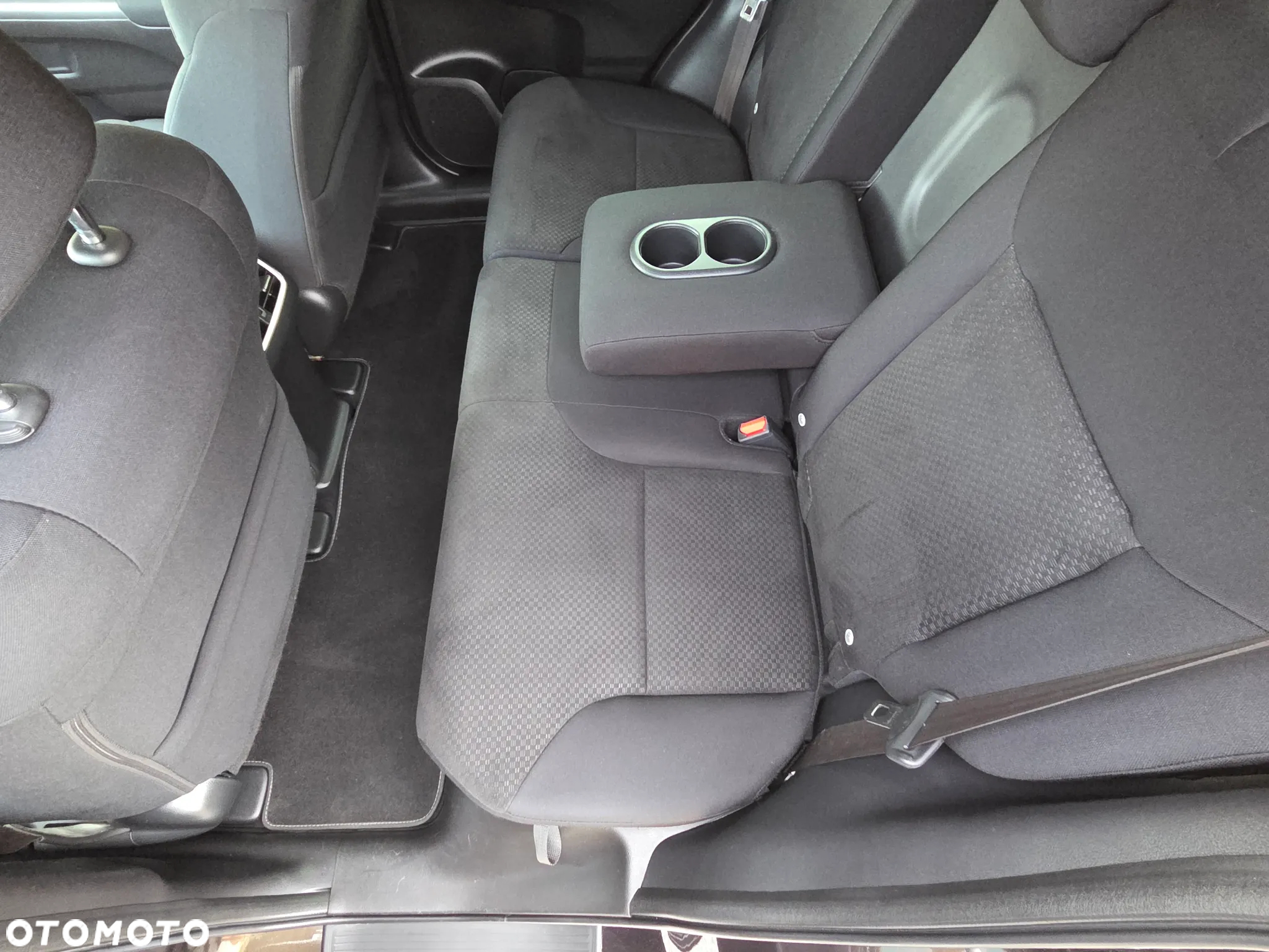 Honda CR-V 2.0 Elegance (Honda Connect+) / (2WD) - 22