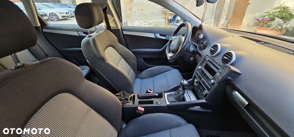 Audi A3 Sportback - 7