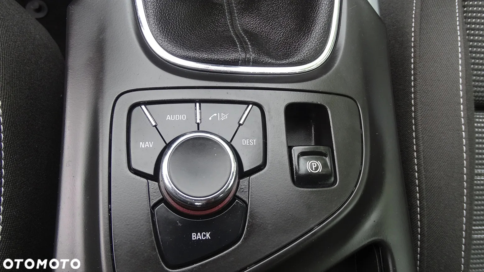 Opel Insignia 2.0 CDTI Active - 16