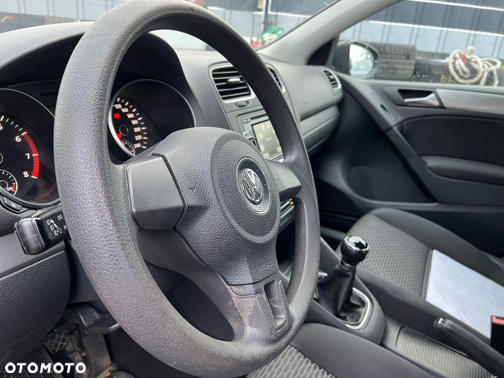 Volkswagen Golf 1.6 Tour - 6