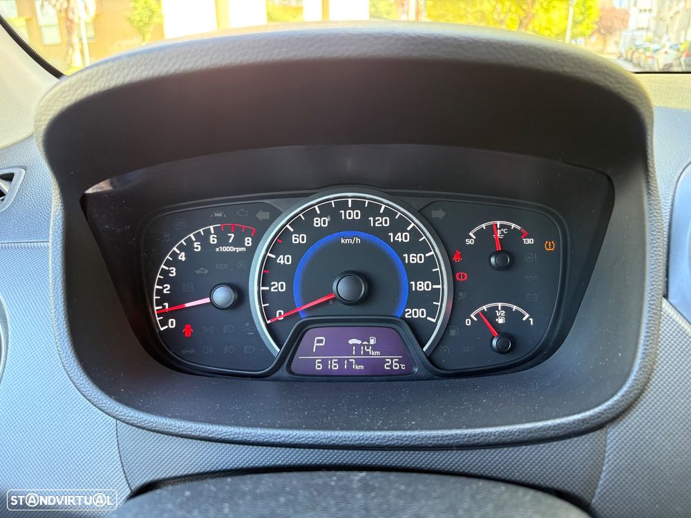 Hyundai i10 1.0 Comfort AMT - 12