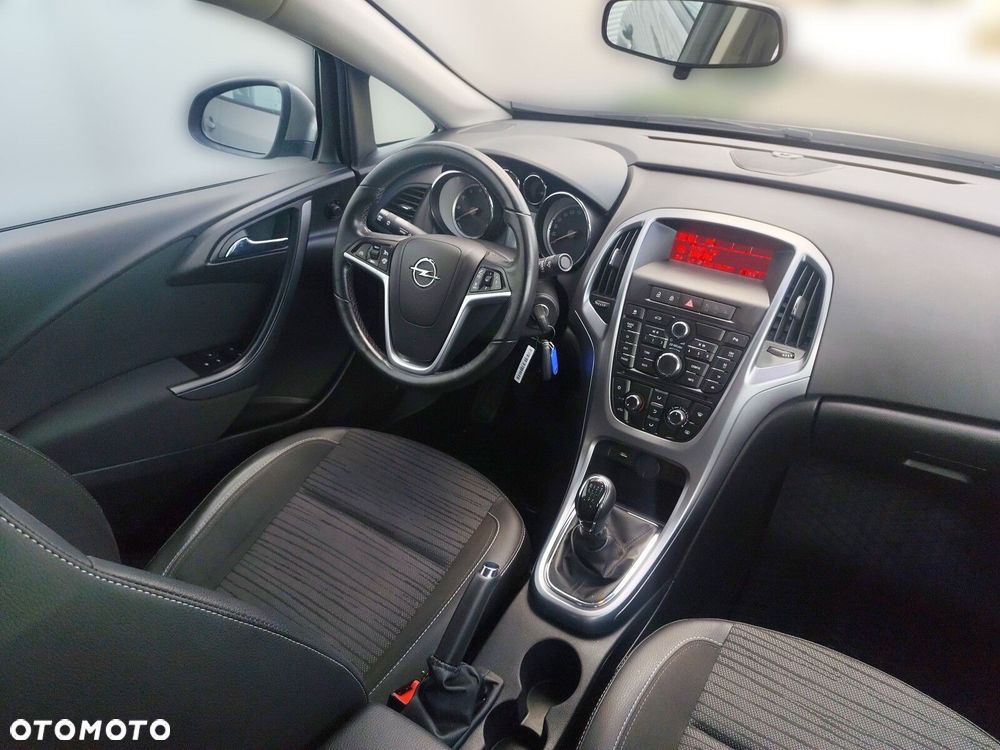 Opel Astra - 14
