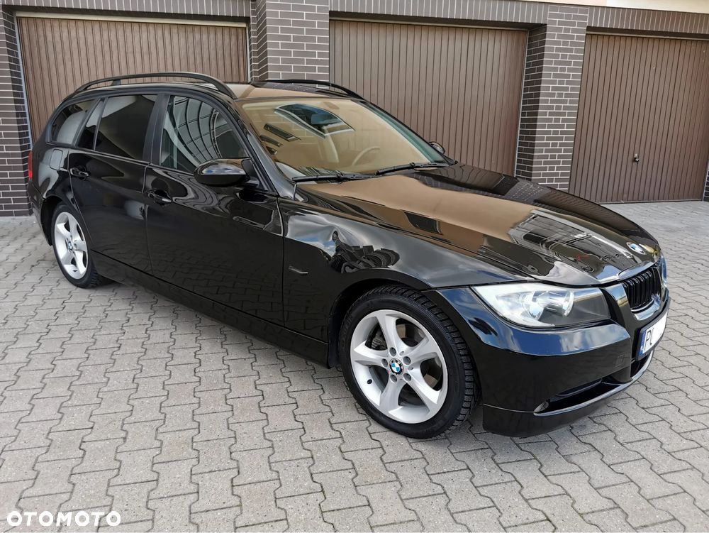BMW Seria 3 318d - 30