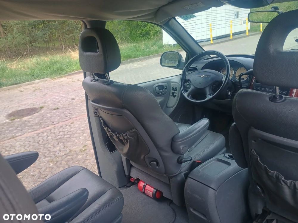 Chrysler Voyager 2.8 Executive SE CRD - 8