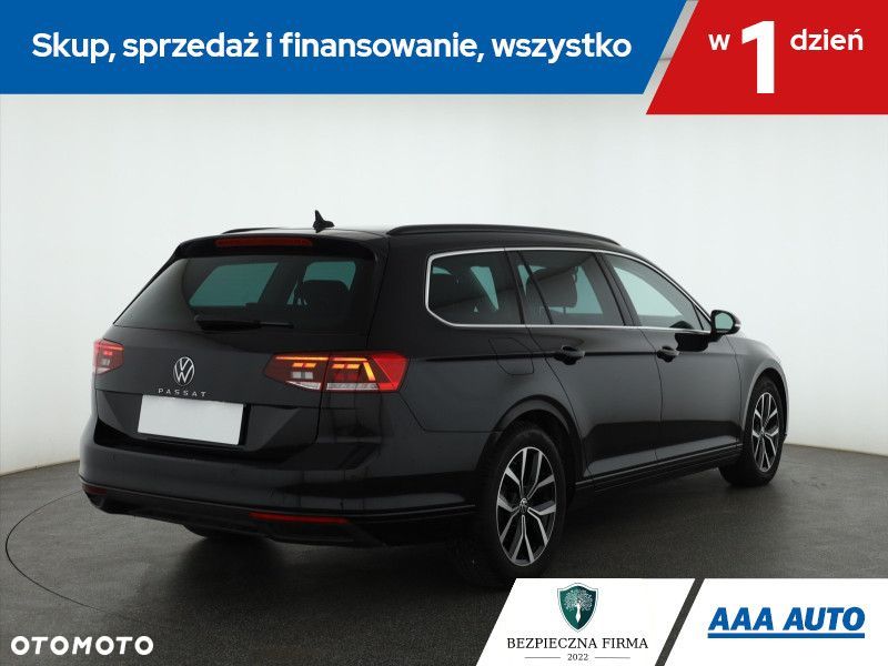 Volkswagen Passat Variant - 7