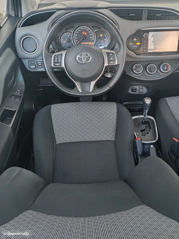 Toyota Yaris 1.33 VVT-i Multidrive S Comfort - 32