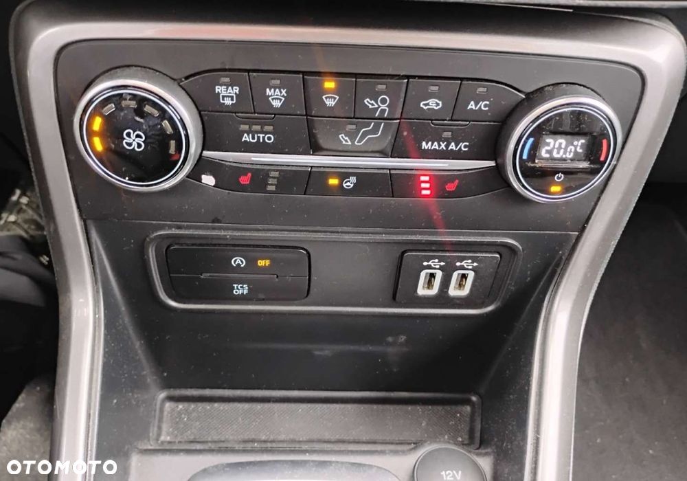 Ford EcoSport - 18