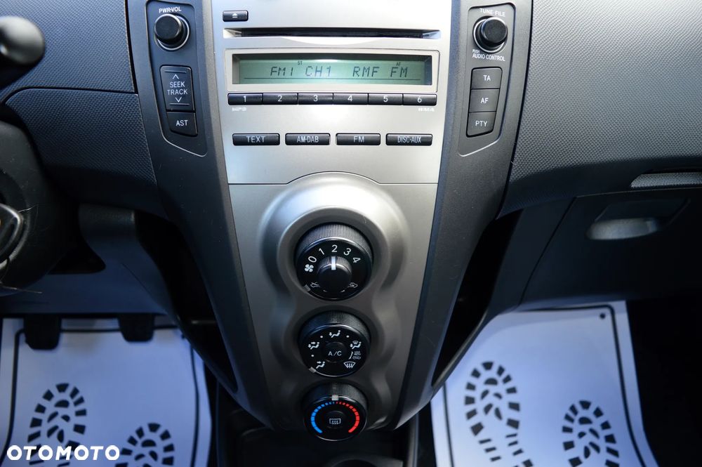 Toyota Yaris 1.33 VVT-i Cool+ - 19