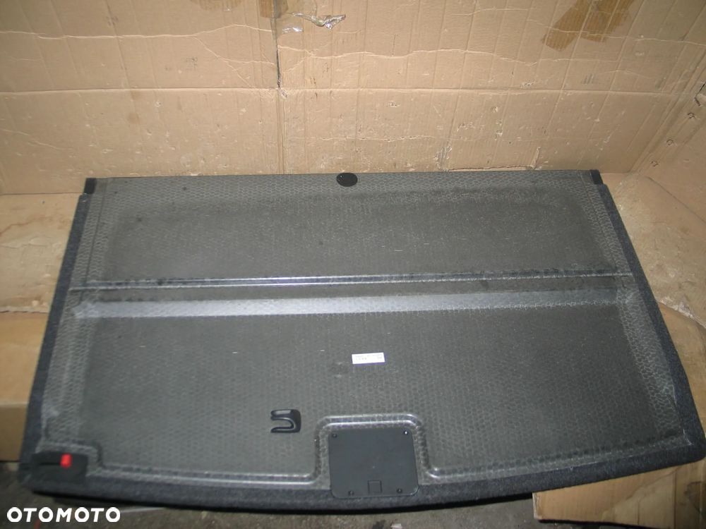 polka dolna wykladzina dywan podloga bagaznika vw golf + plus 5M0858855C - 5