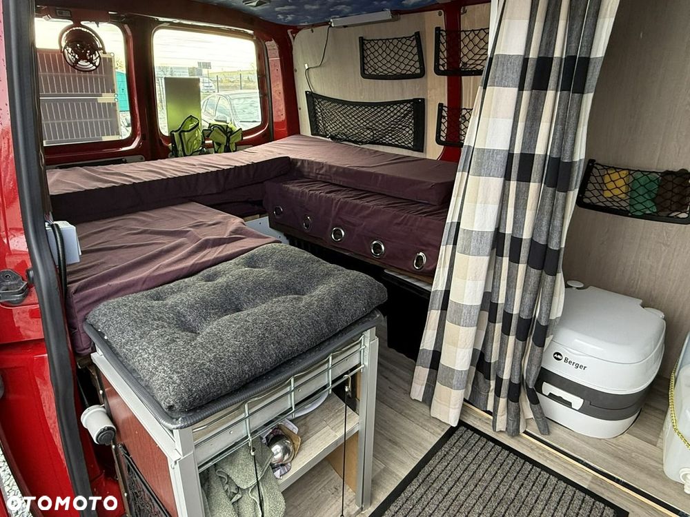 Volkswagen Transporter - 7