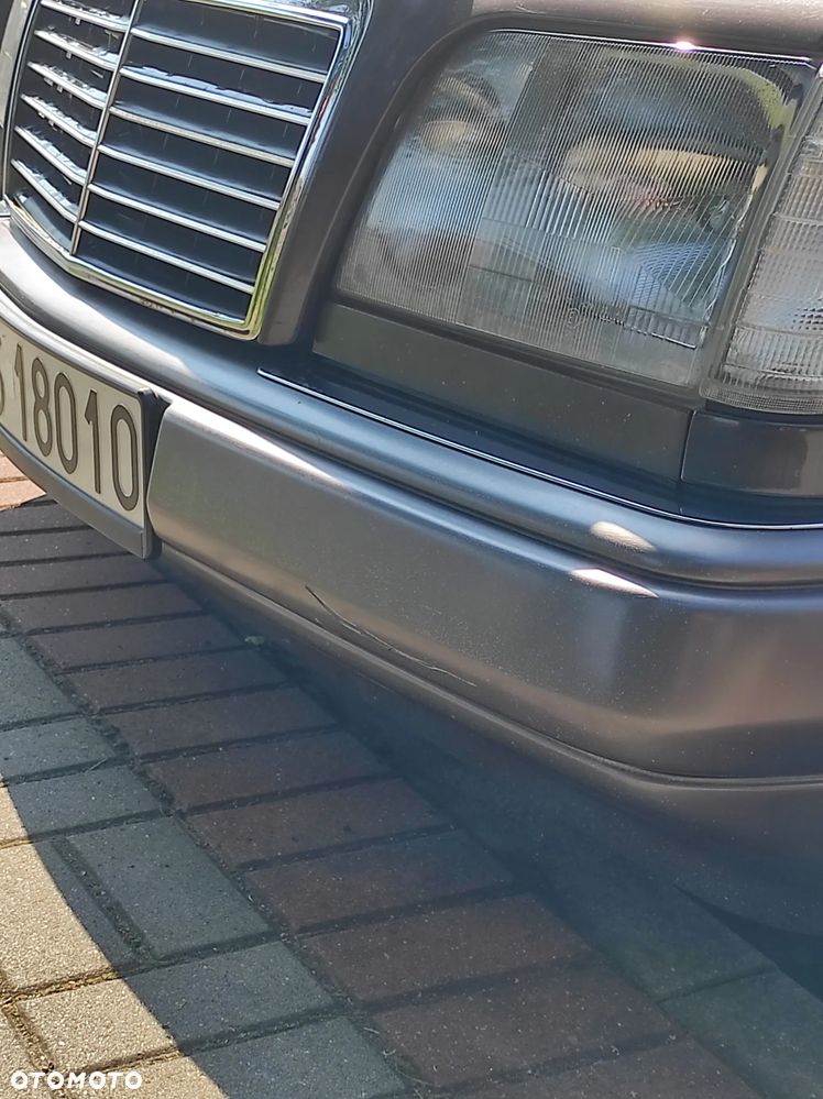 Mercedes-Benz Klasa E 200 - 14